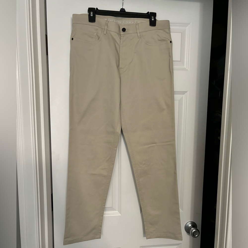 NWOT Haggar Iron Free Premium 5 Pocket Straight Fit